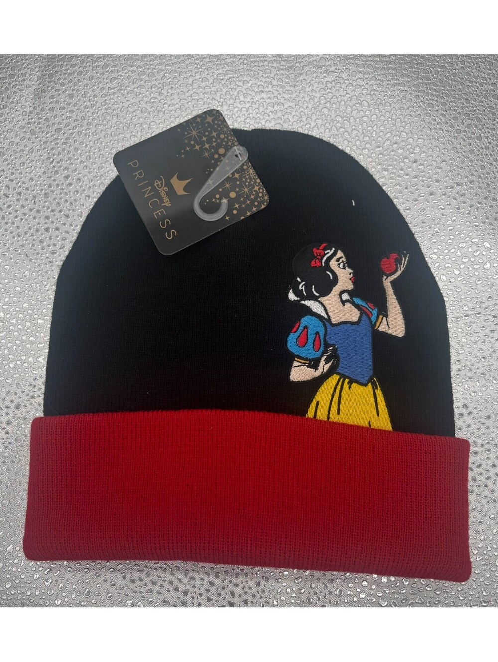 Disney Snow White Princess Cuffed Knit Beanie Hat Black Red One Size NWT
